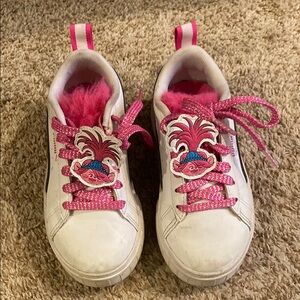 Puma trolls poppy tennis shoes sz 11.5 child